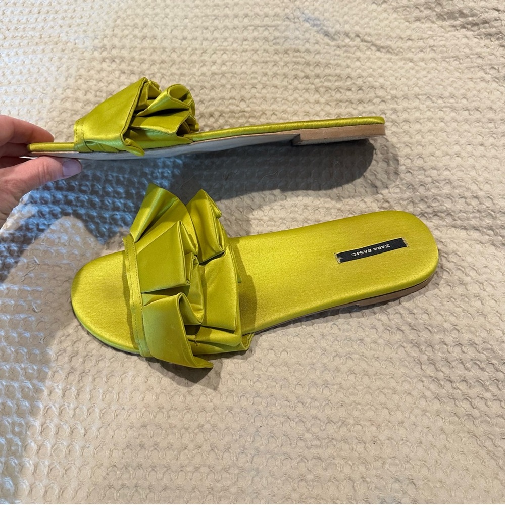 Zara Yellow Green Chartreuse Ruffle Satin Slide Sandals Sz 11 - Picture 3 of 6